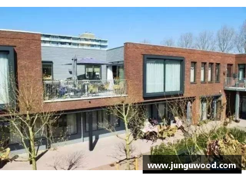 在农村小镇上开个多元店怎么样在哪里进货呢，都可以经营什么产品？(郭晶晶祖籍是什么人？)